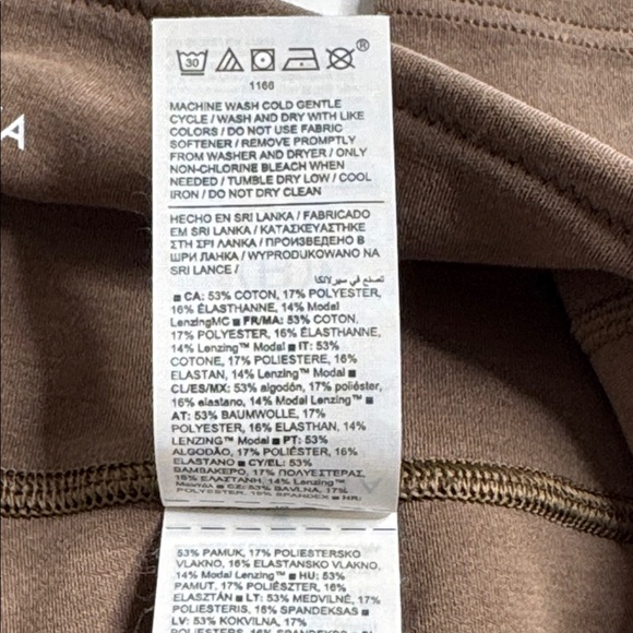 Athleta 'Intuition Tight' Leggings
NWOT - Picture 6 of 8